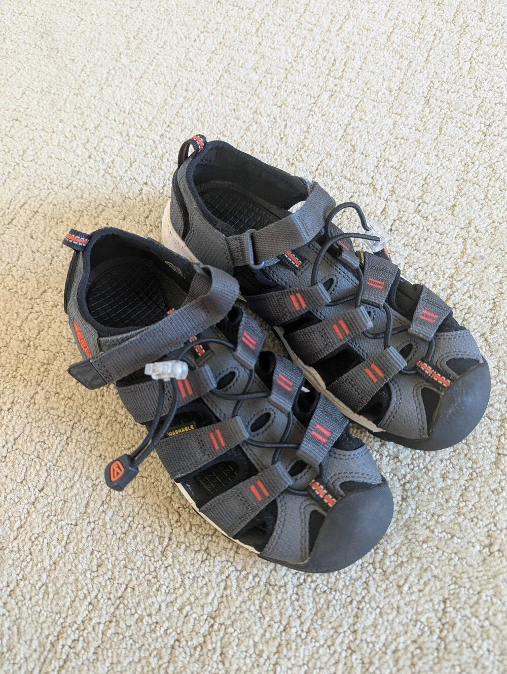 Keen Newport Neo H2 Sandals Kids 3 Closed Toe Waterproof Hiking Outdoor Shoes